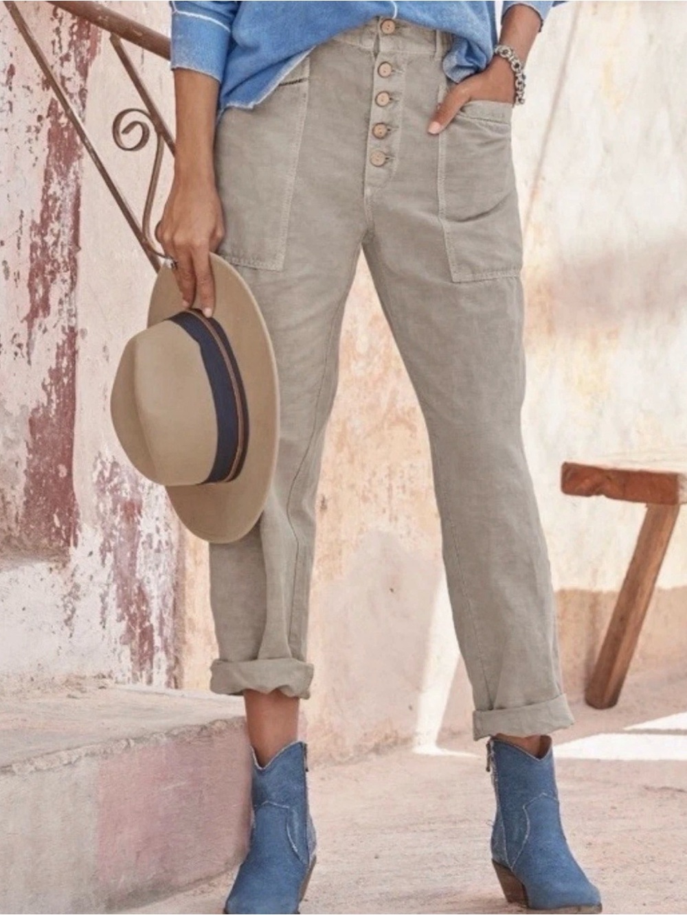 Sundance Casual High-Waist Button Pant w/elastic waistband